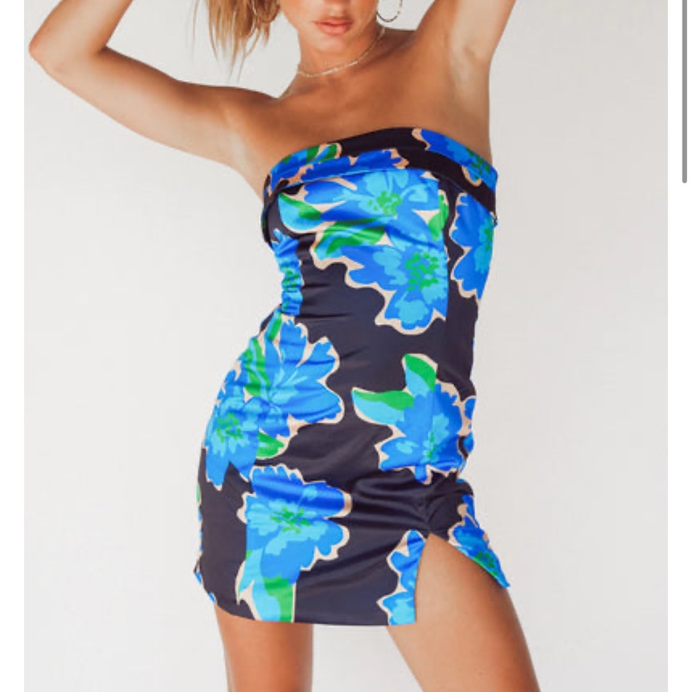Elegant Strapless Floral Dress - Blue and Black